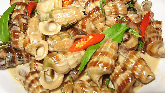 Ốc len xào dừa là món ăn vặt khoái khẩu cực hấp dẫn - Vietflavour